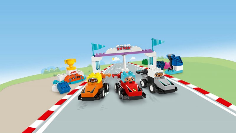 LEGO® DUPLO® 10445 Závodní auta a řidiči týmu F1®