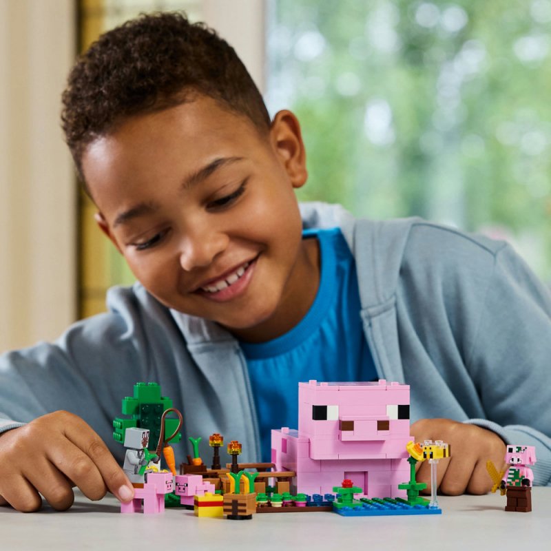 LEGO® Minecraft®  21268 Domeček Prasátka