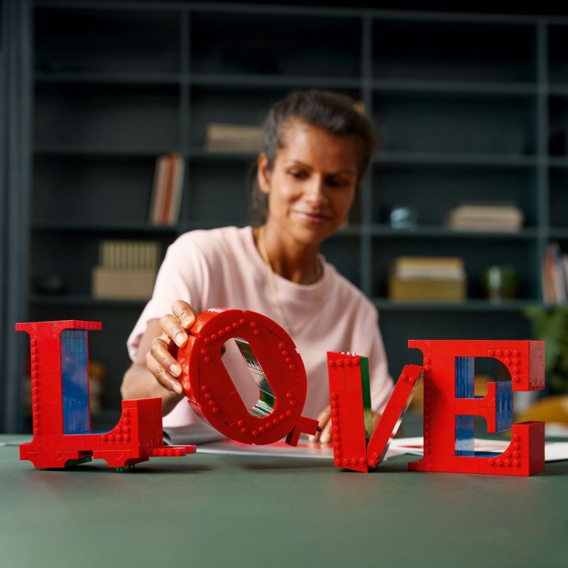 LEGO® Art 31214 LOVE