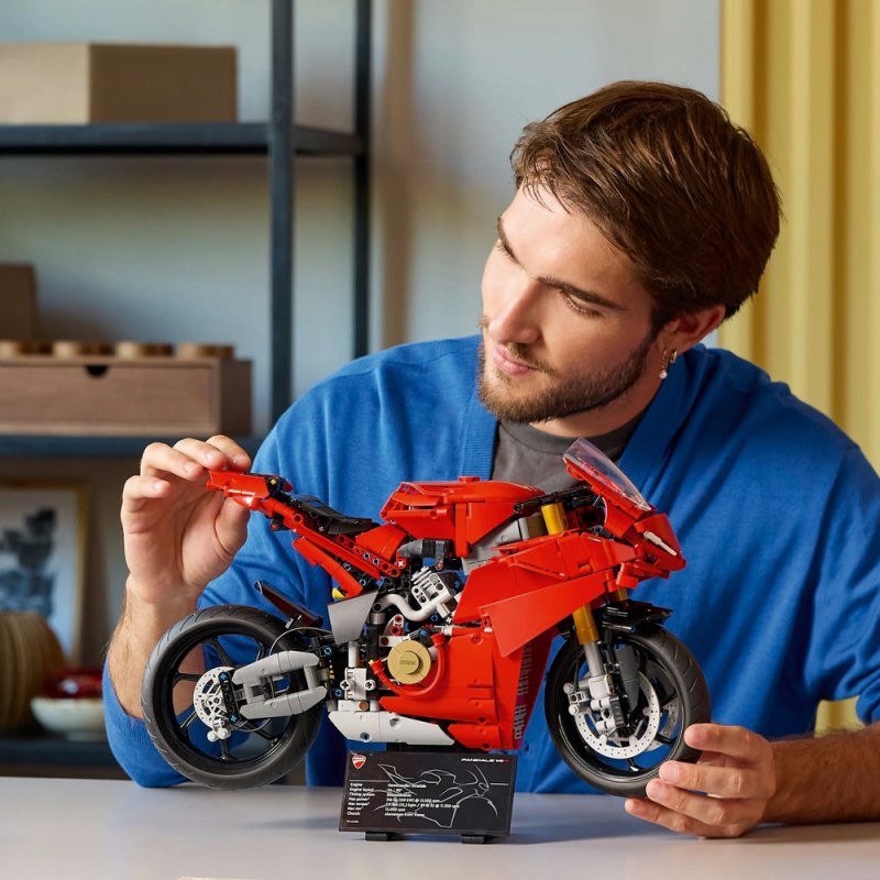 LEGO® Technic 42202 Motorka Ducati Panigale V4 S