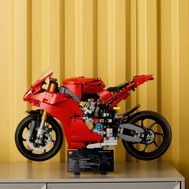 LEGO® Technic 42202 Motorka Ducati Panigale V4 S