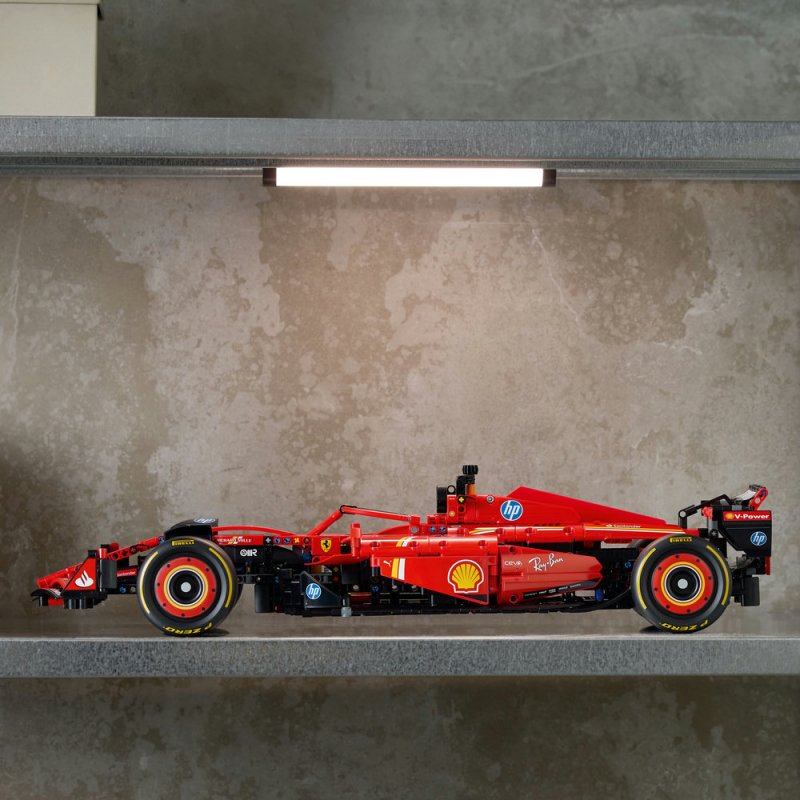 LEGO® Technic 42207 Auto Ferrari SF-24 F1