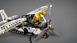 LEGO® Technic 42198 Letadlo do vzdálených oblastí