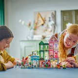 LEGO® Friends 42670 Apartmány a obchody v městečku Heartlake