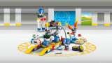 LEGO® Super Mario™ 72035 Mario Kart™ – Toad a jeho garáž